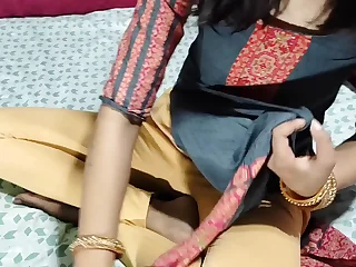 Desi Young Bhabhi Fucked Immutable By Devar